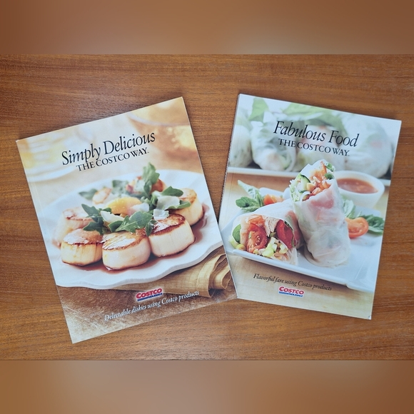 2 Costco Cookbooks Simply Delicious & Fabulous Food recipes collectible - Picture 1 of 3